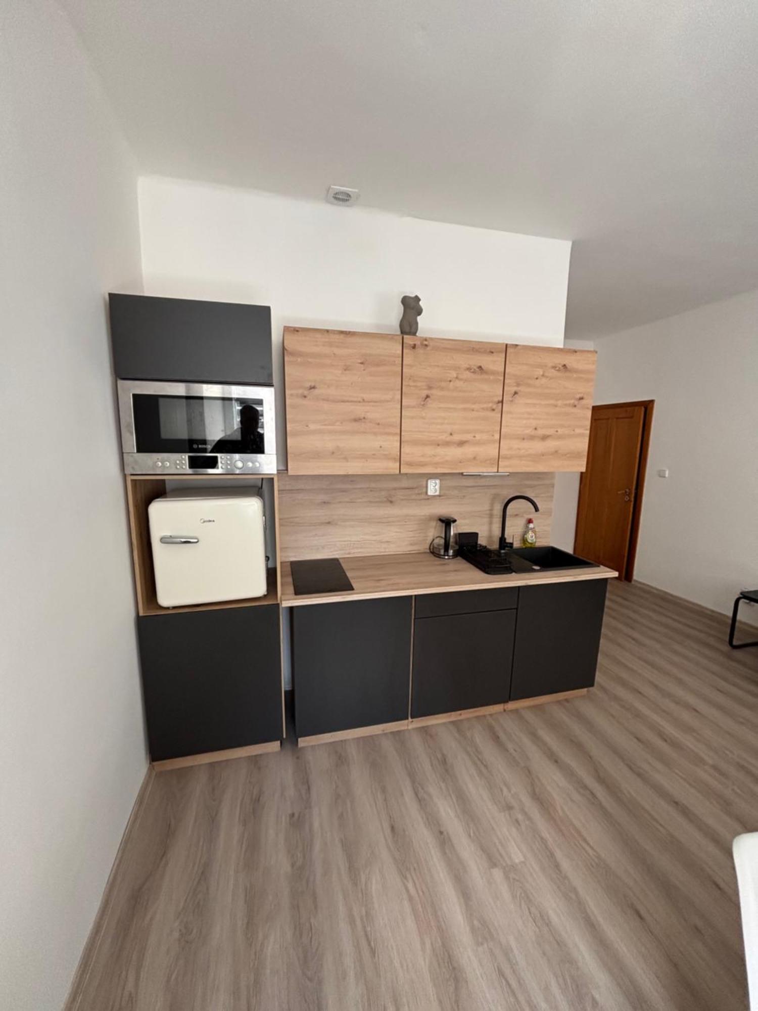 Apartman Orli Hnizdo Liberec Esterno foto